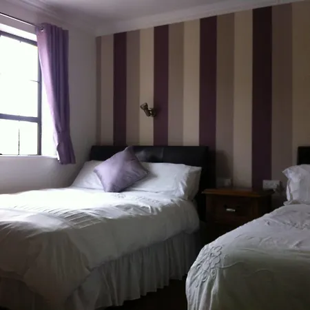 Bed & Breakfast Pearse Road Donegal Town